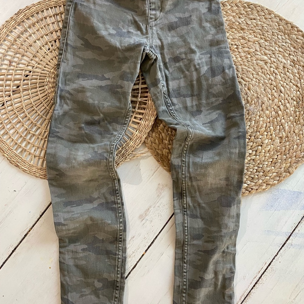 Jeans - Picture 3 of 4